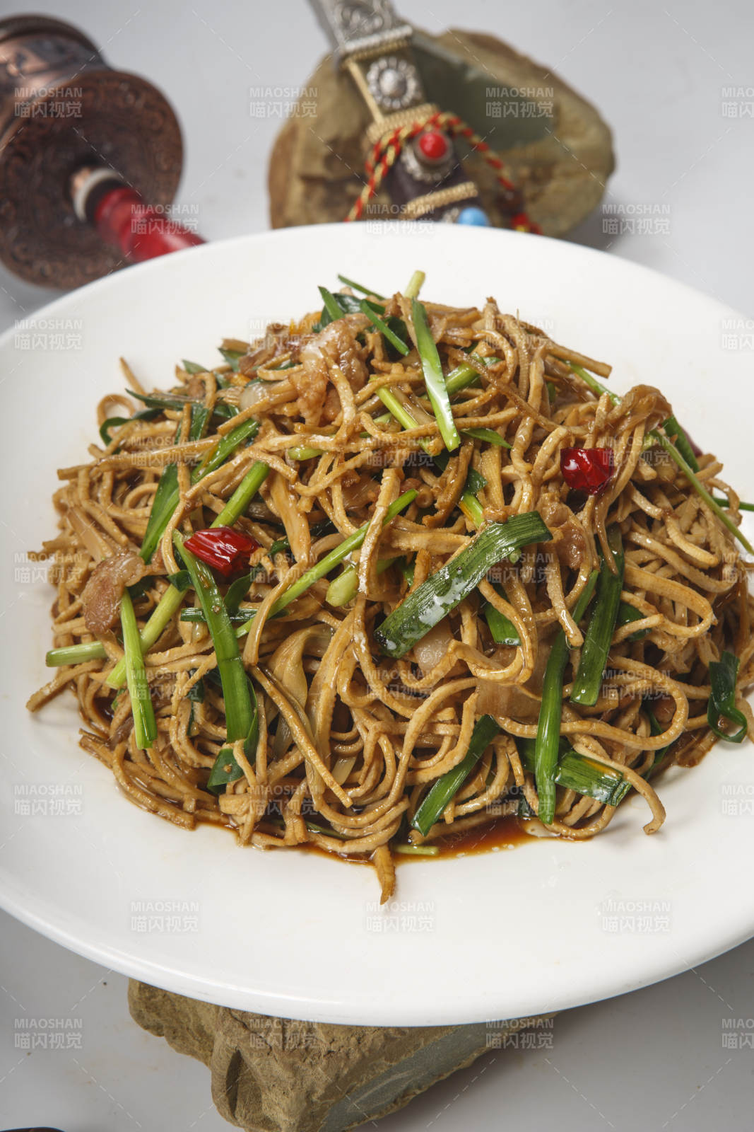 五花肉辣炒干豆腐絲