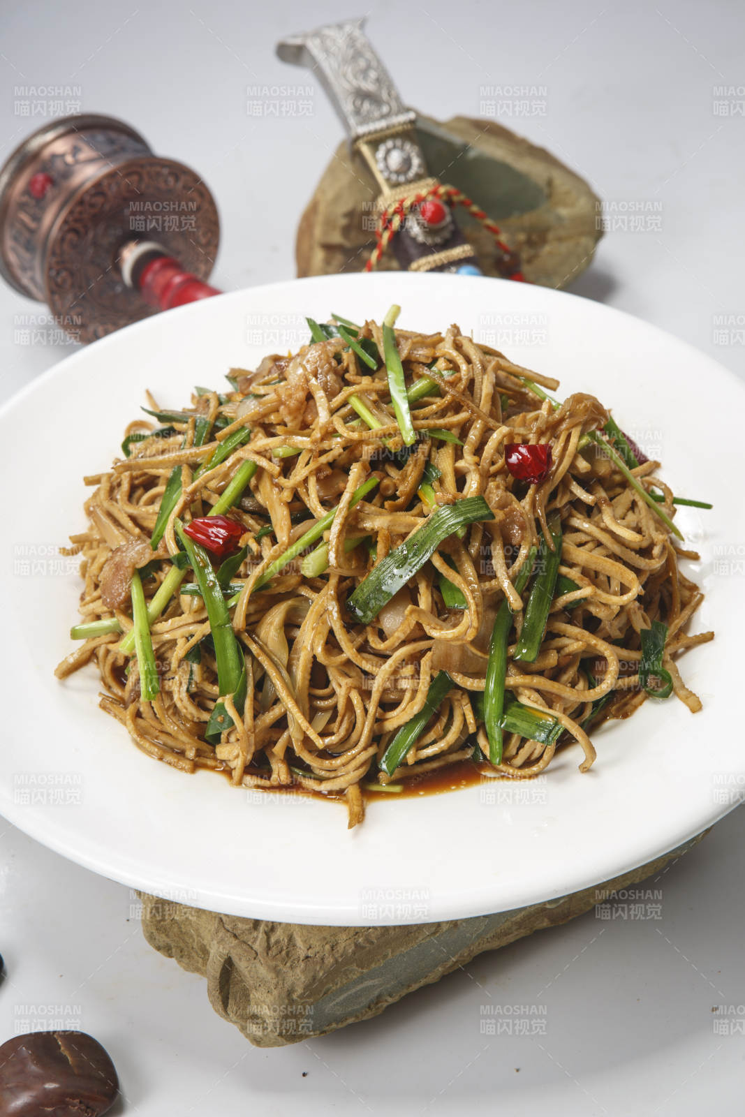 五花肉辣炒干豆腐絲