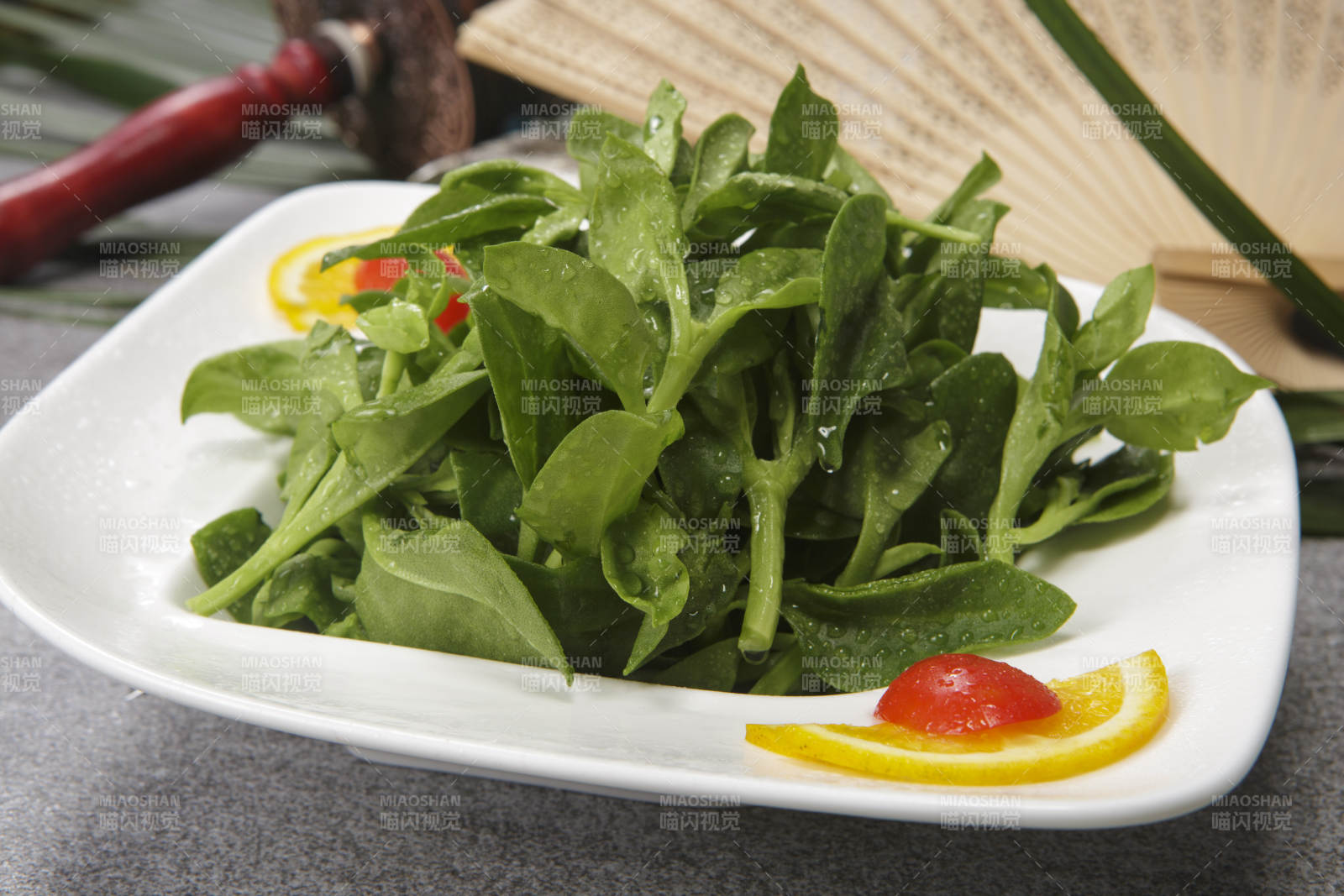 麻酱凉拌穿心莲