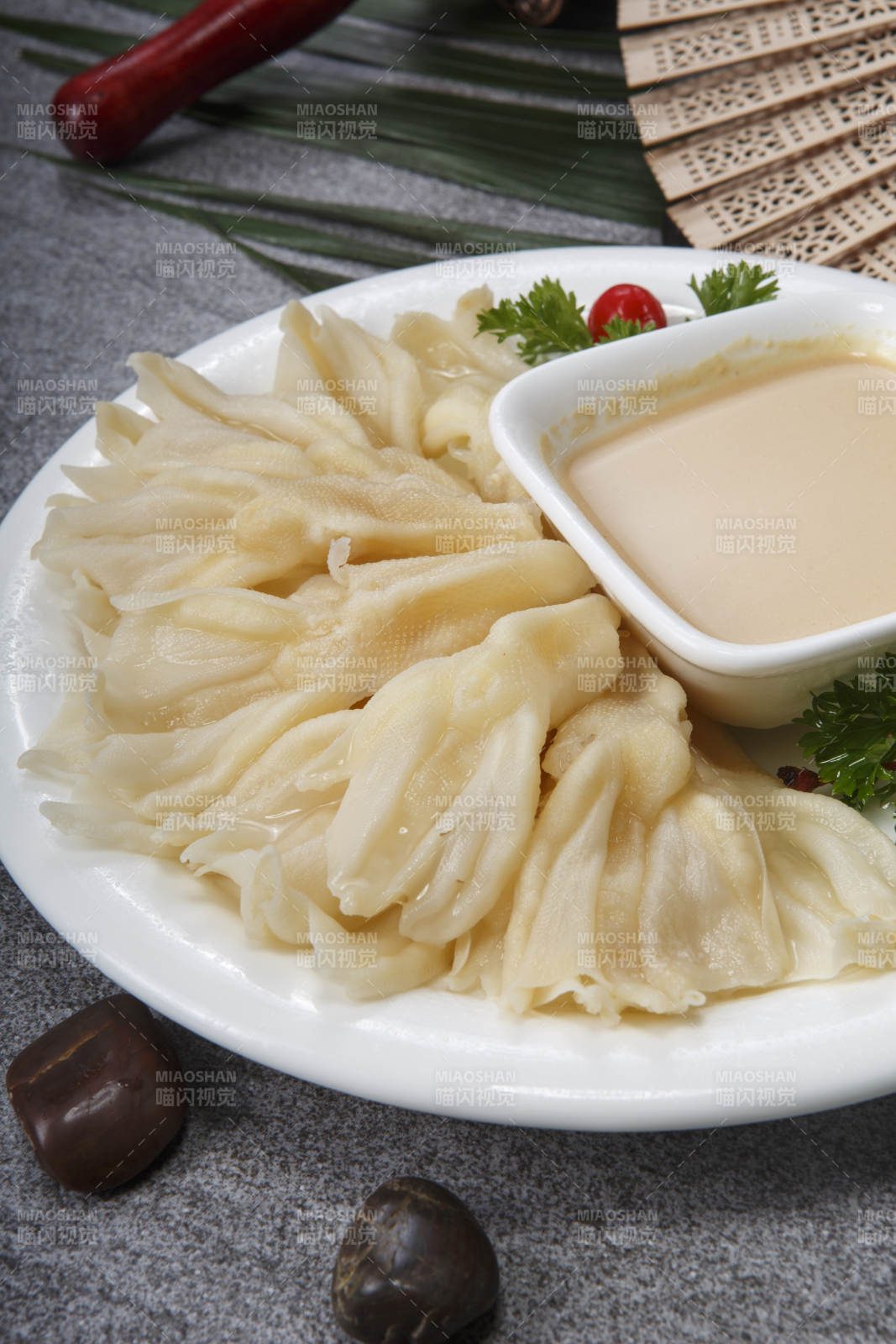 芥末百花炖鸭掌