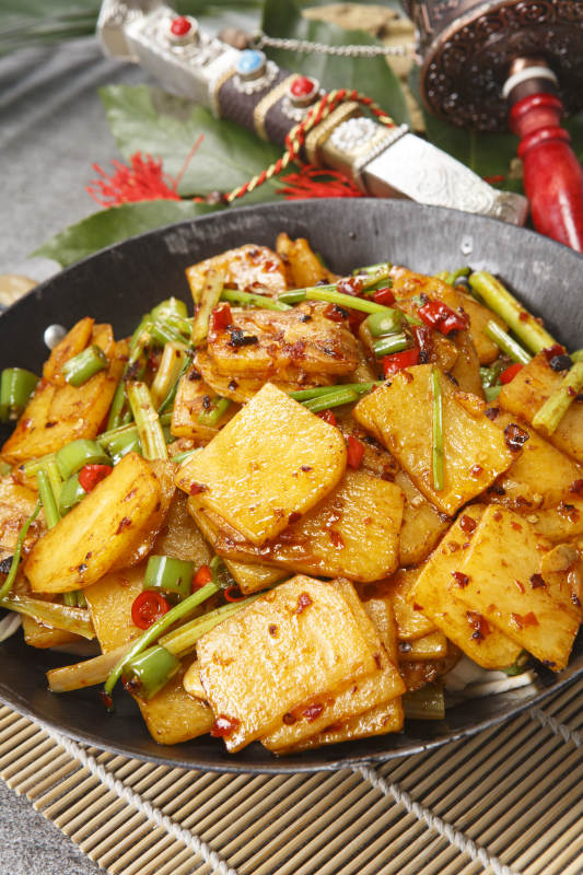 湘味辣椒干鍋土豆片