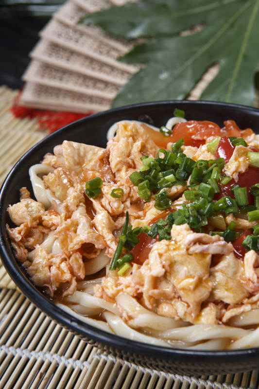 西红柿鸡蛋白面