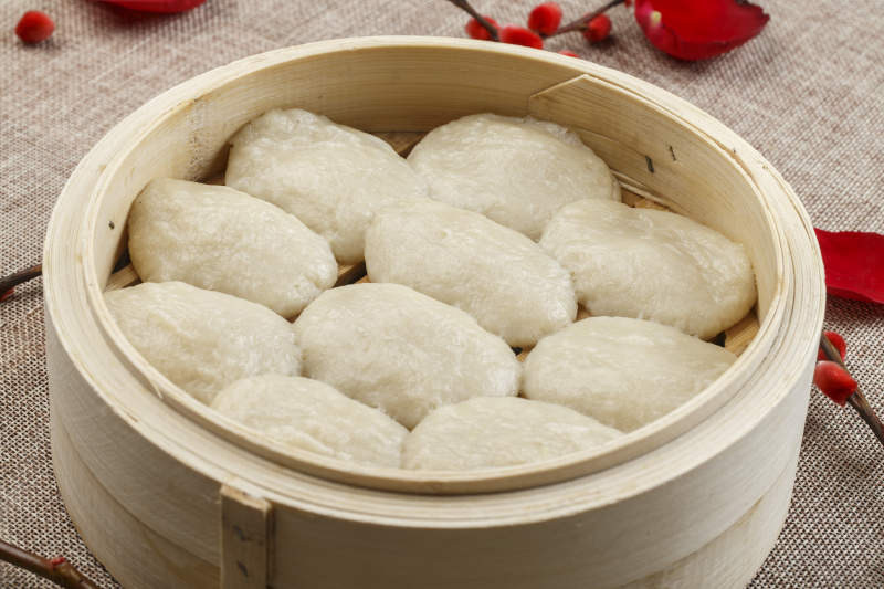 朱笼屉装的东北粘豆包