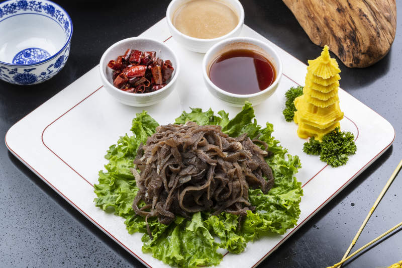 蘸汁鹵味毛肚絲