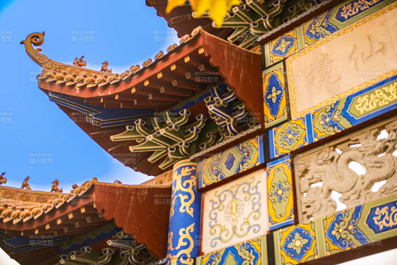 古建筑飛檐彩繪