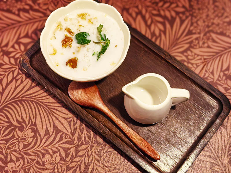 香浓奶油汤配小壶