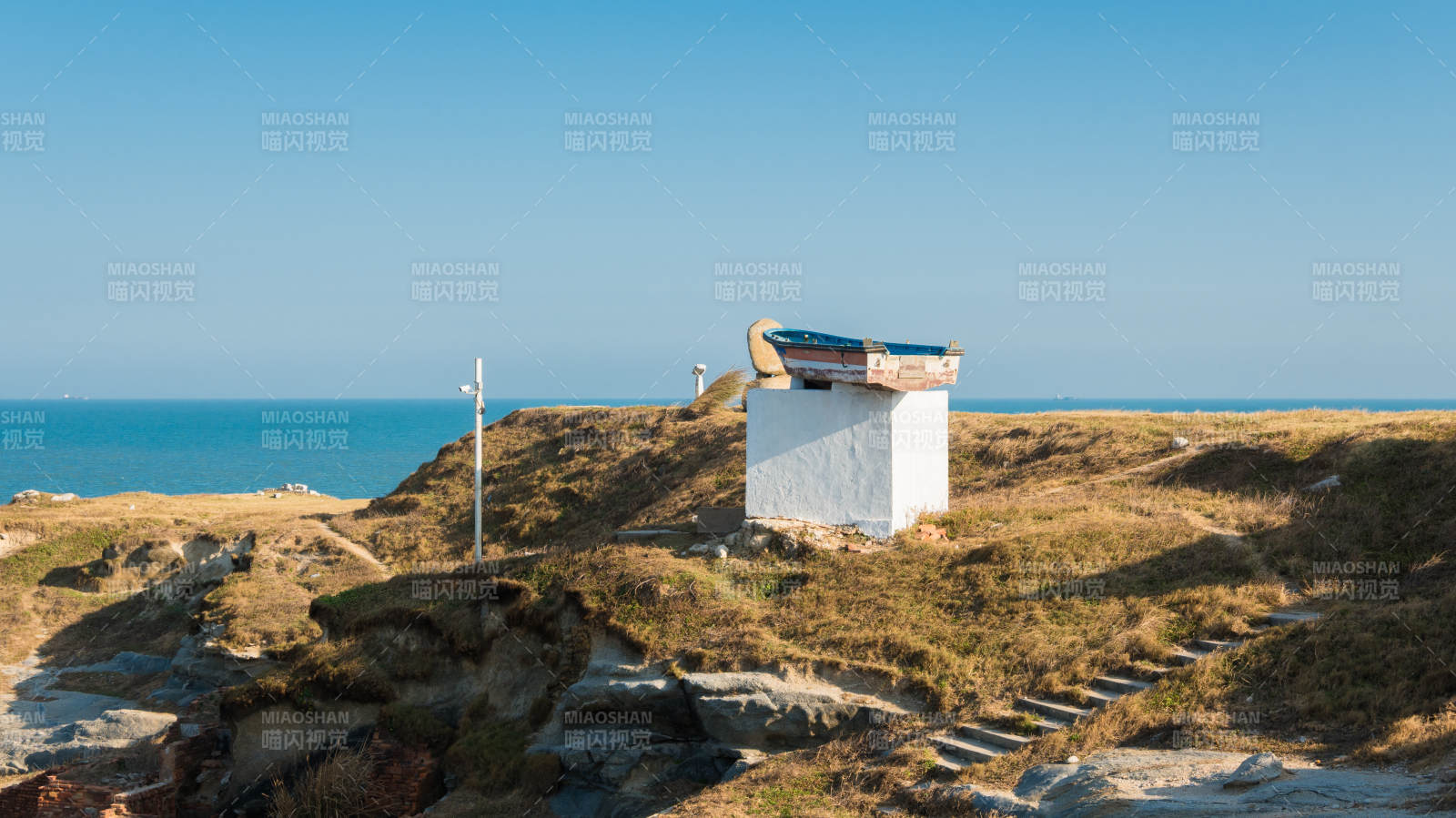 泉州海边孤屋静谧景