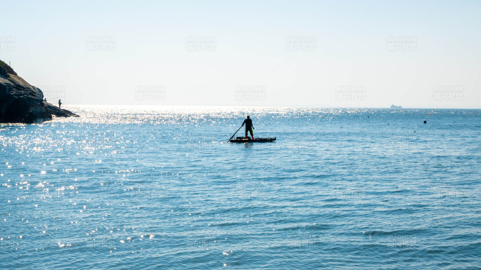 泉州的海上划桨人