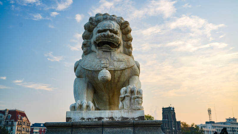 天津狮子桥石狮守望城市天际
