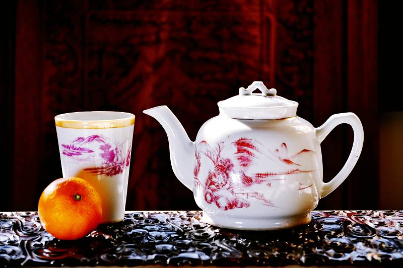 茶具静物图