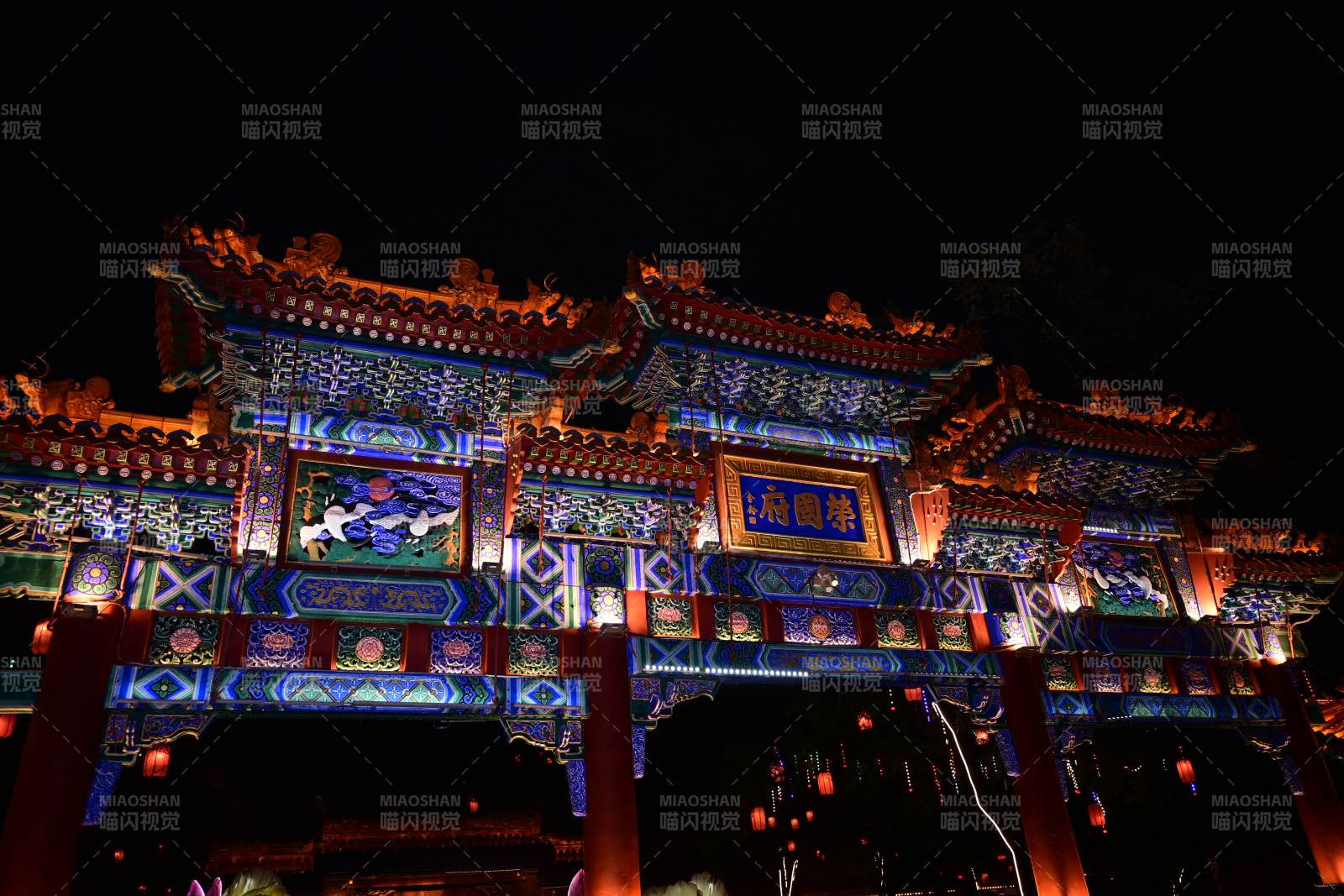 夜色中的榮國府建筑