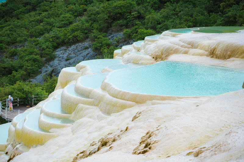 梯田温泉美景白水台