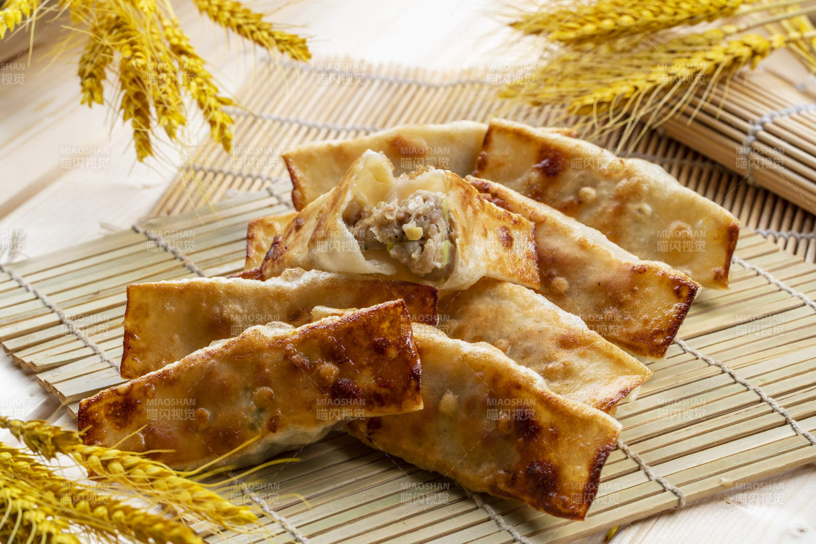 猪肉馅料的美味锅贴饺子