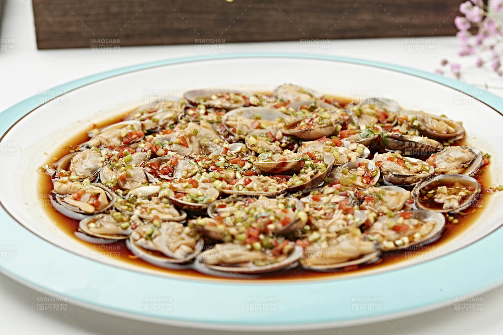 蒸魚豉油剁椒蒸花蛤