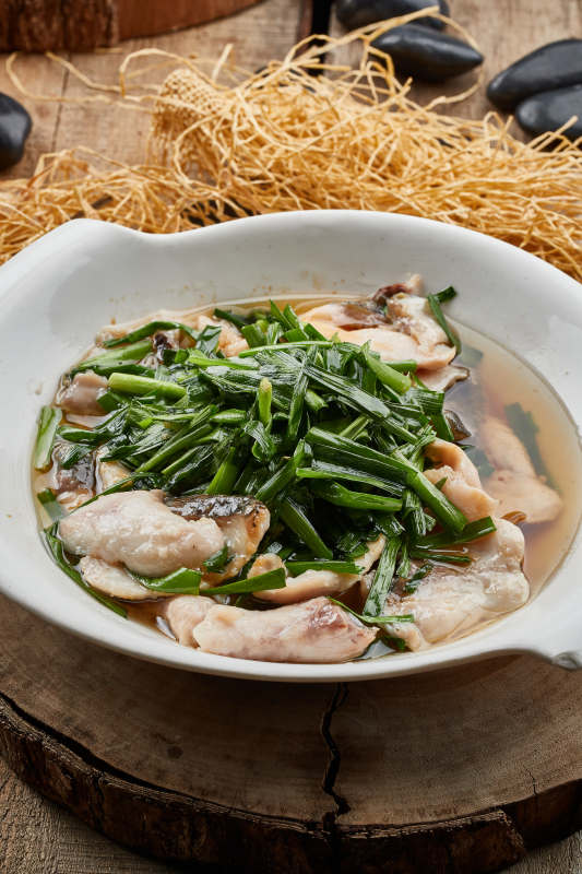 全鱼宴韭香溜鱼片