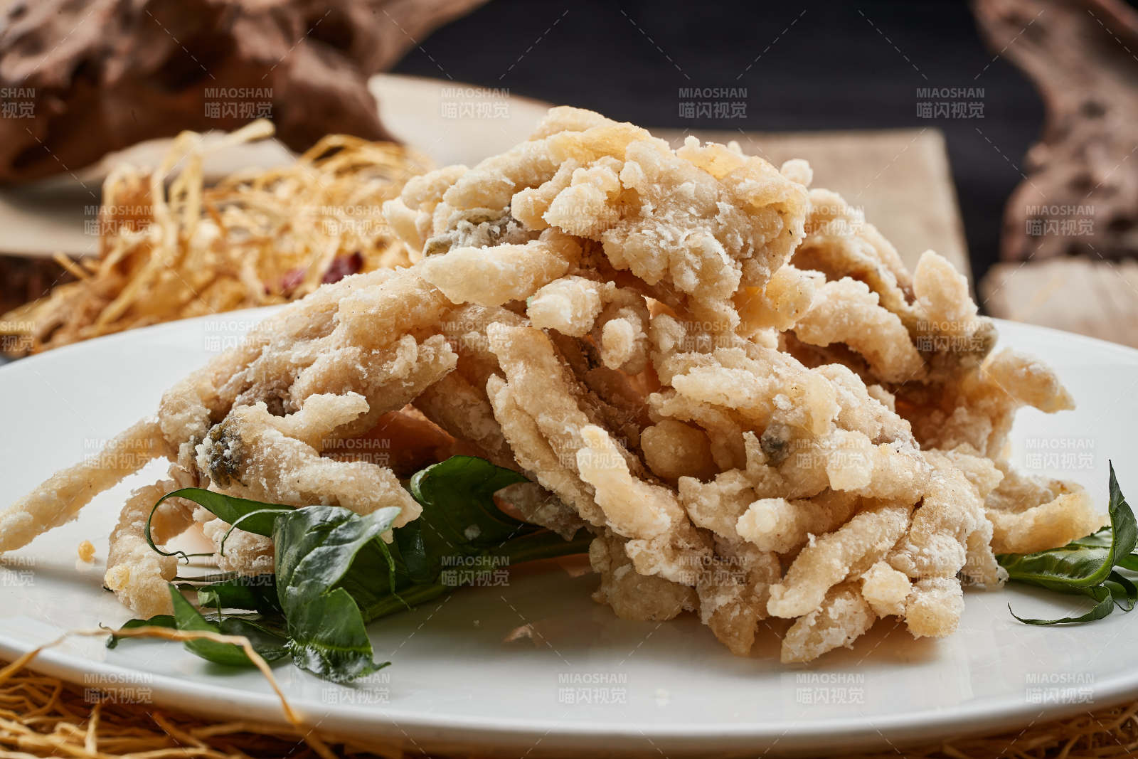 成品名菜金毛獅子魚