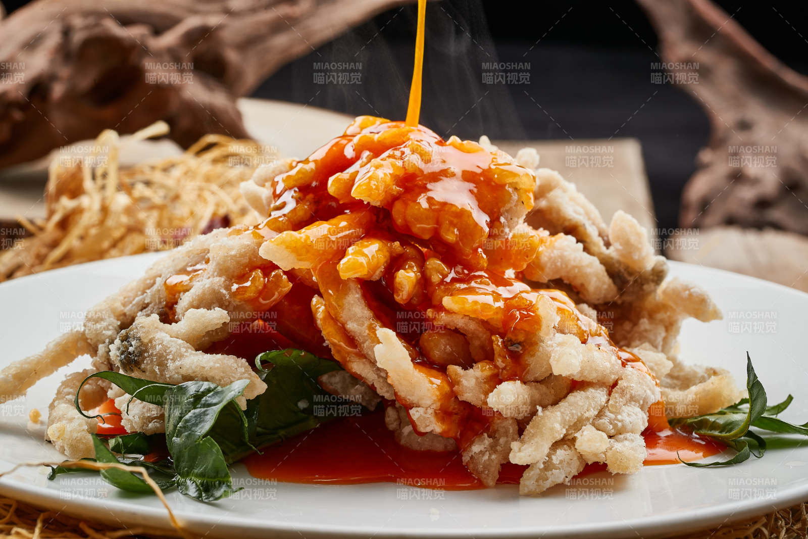 成品名菜金毛獅子魚