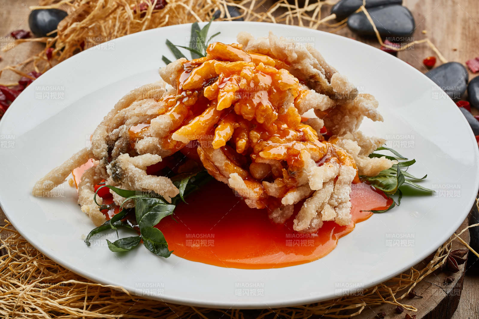 成品名菜金毛獅子魚