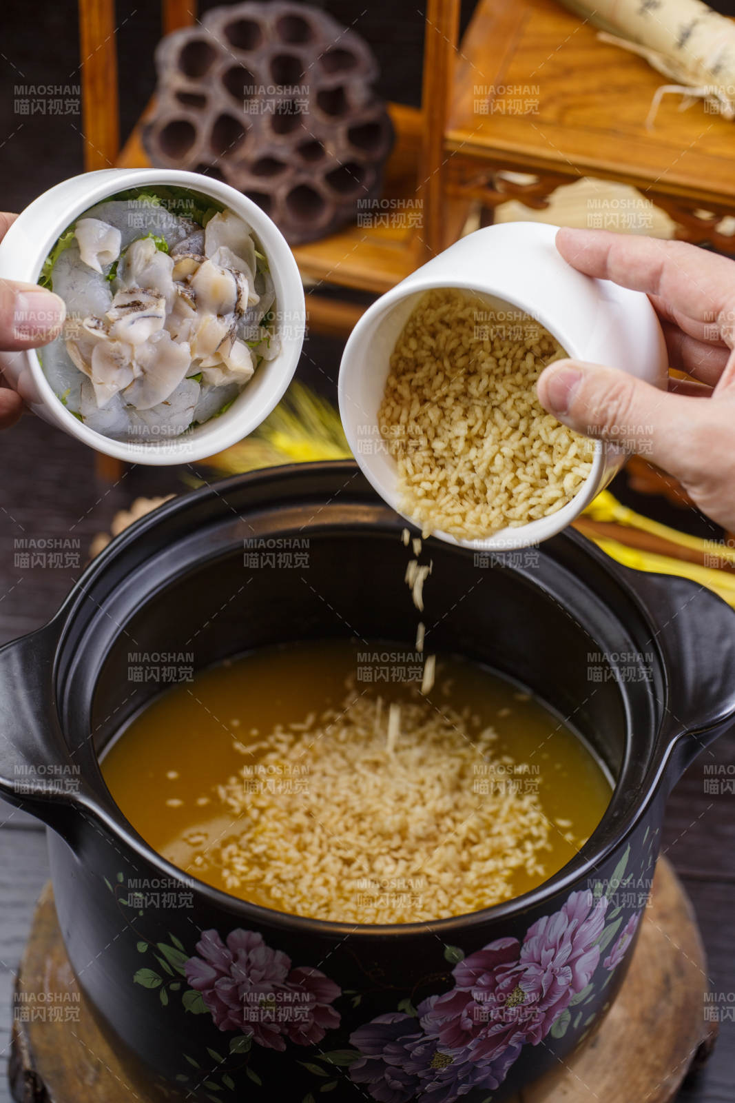 養生薏米海鮮粥-攝影圖