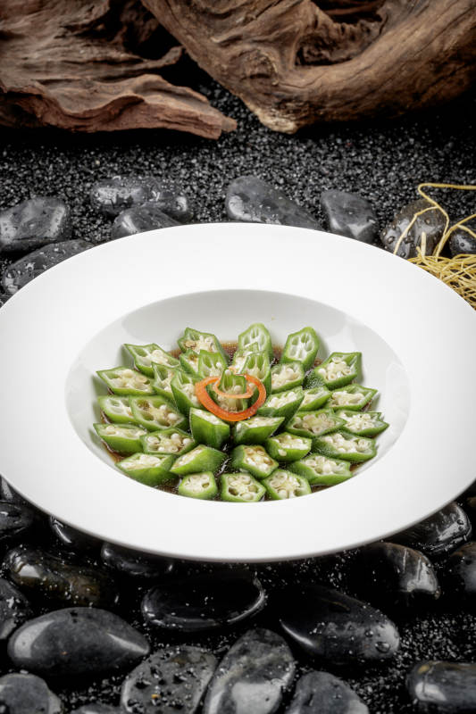 圓形磁盤裝的撈汁秋葵