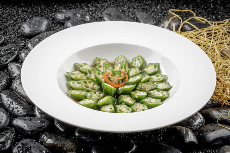 圓形磁盤裝的撈汁秋葵