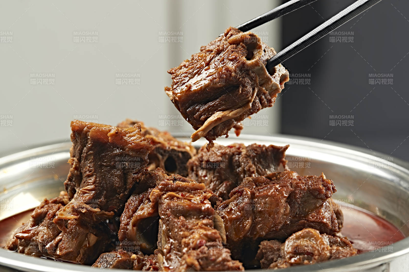 红焖羊脊骨羊蝎子