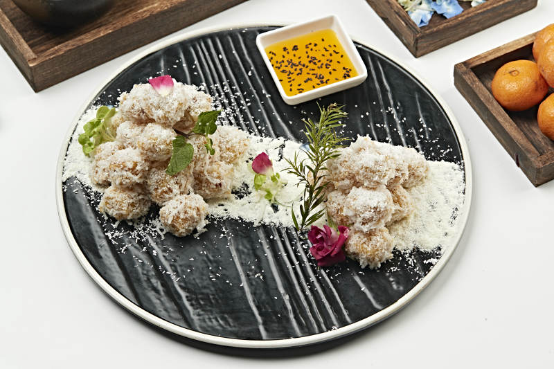 糖霜拖面焦炸鲜茄子