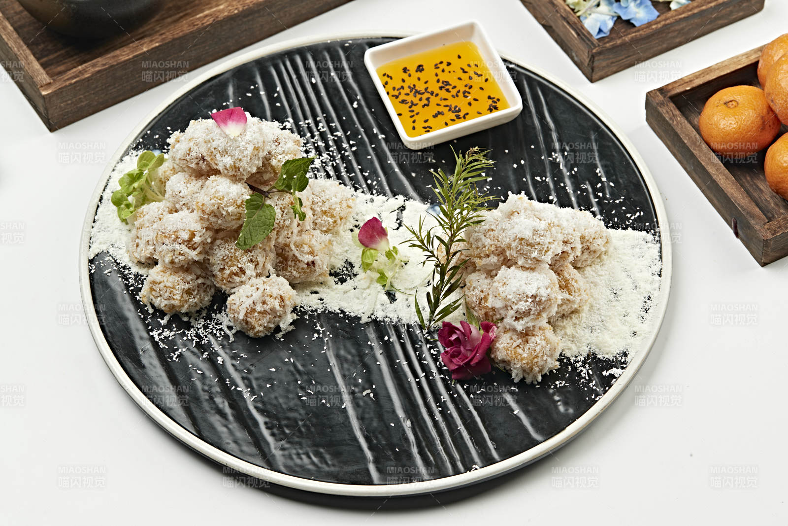 糖霜拖面焦炸鲜茄子