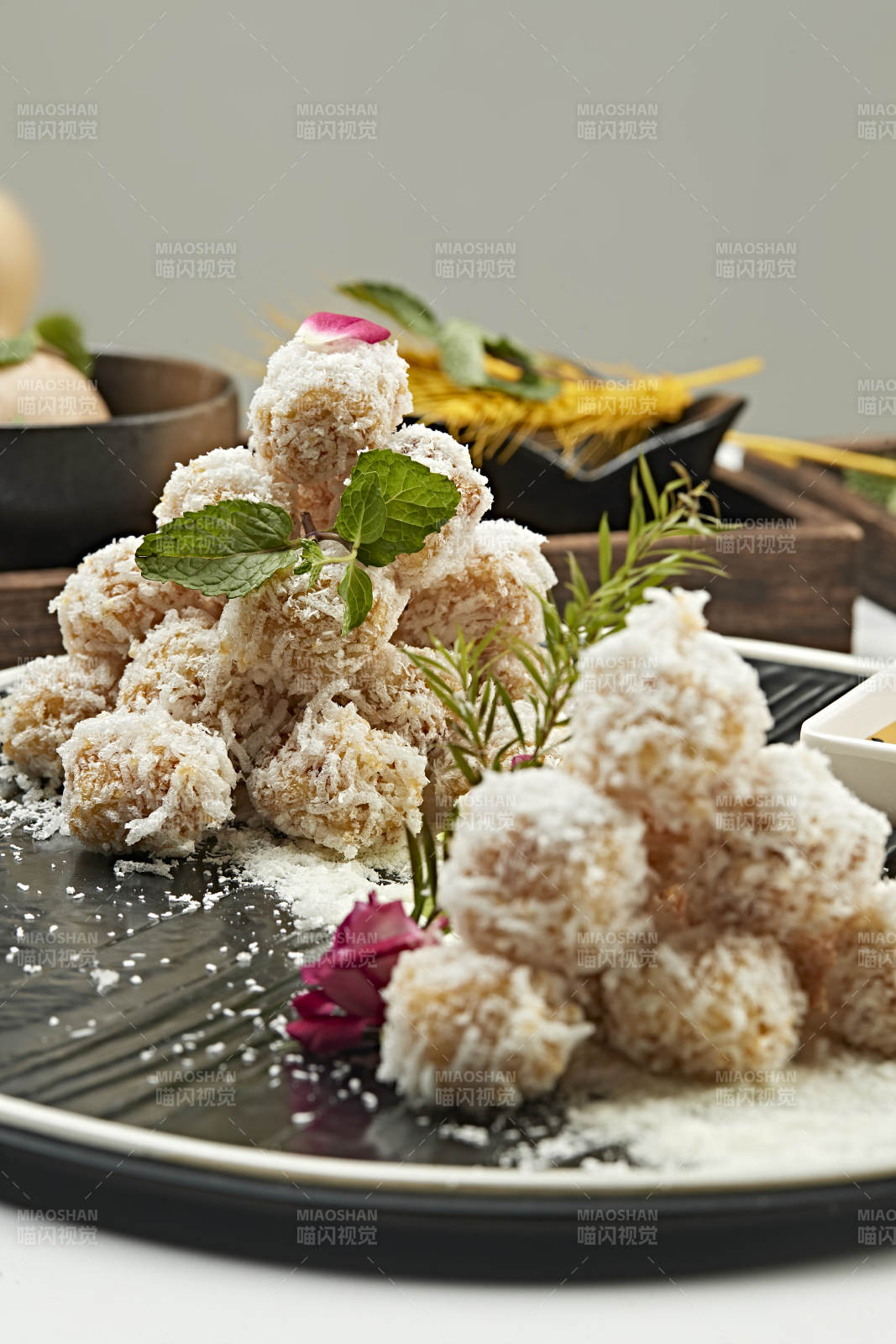 糖霜拖面焦炸鮮茄子