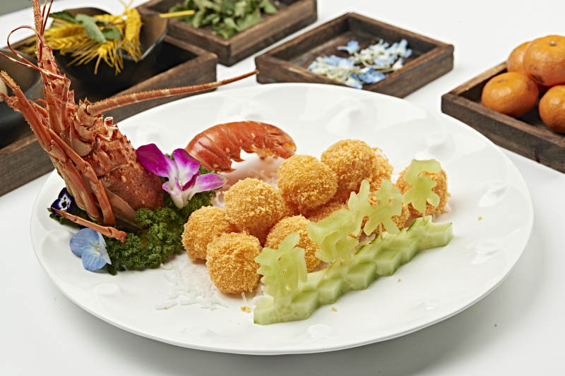 裹面油炸大龙虾球