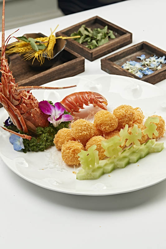 裹面油炸大龙虾球