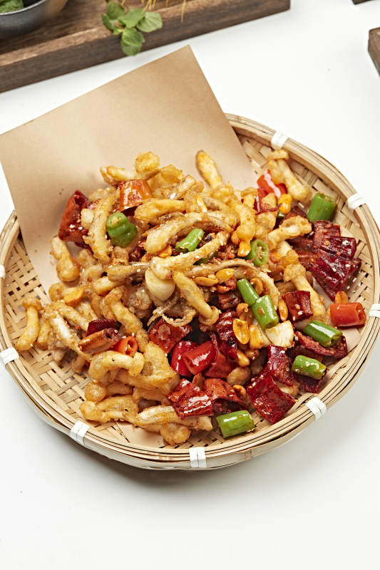 香辣酥炸鱿鱼须海鲜菇