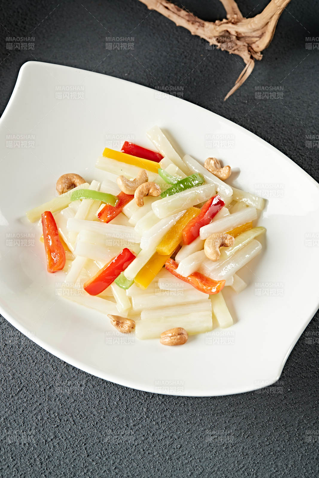 小炒果仁腰果彩椒芥兰笋