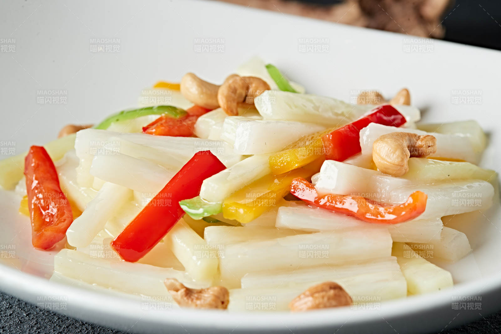 小炒果仁腰果彩椒芥兰笋