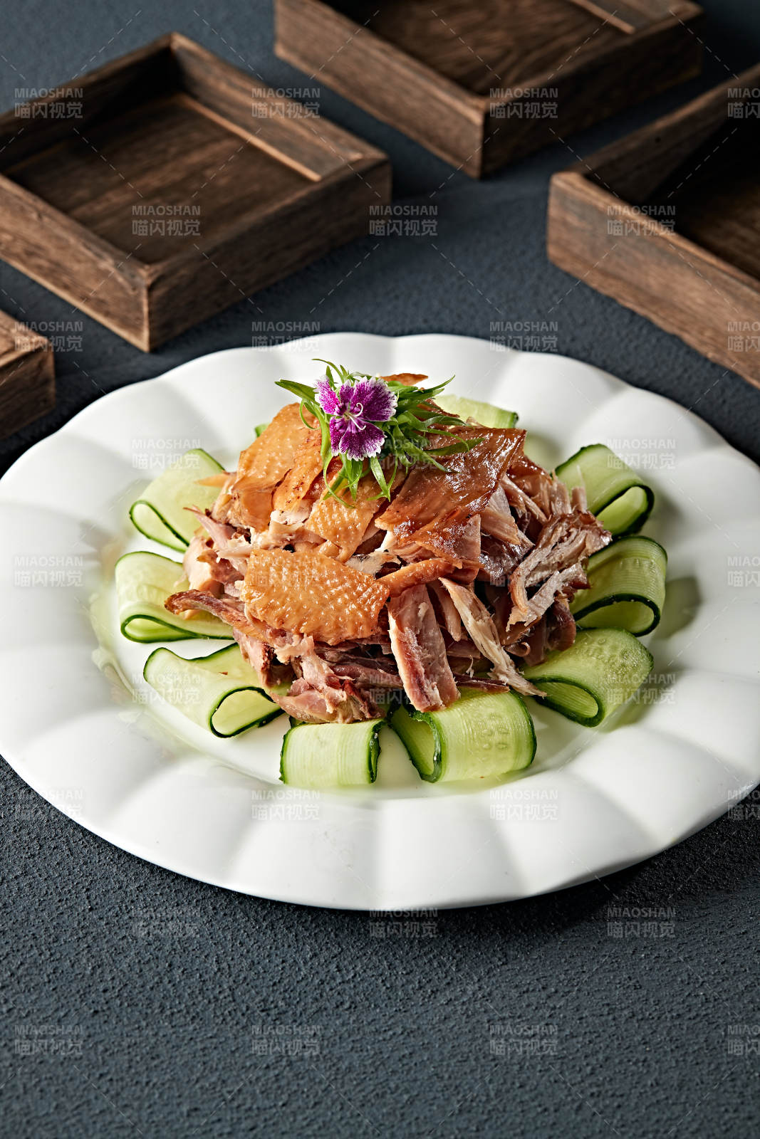 卤味传统手撕熏鸡