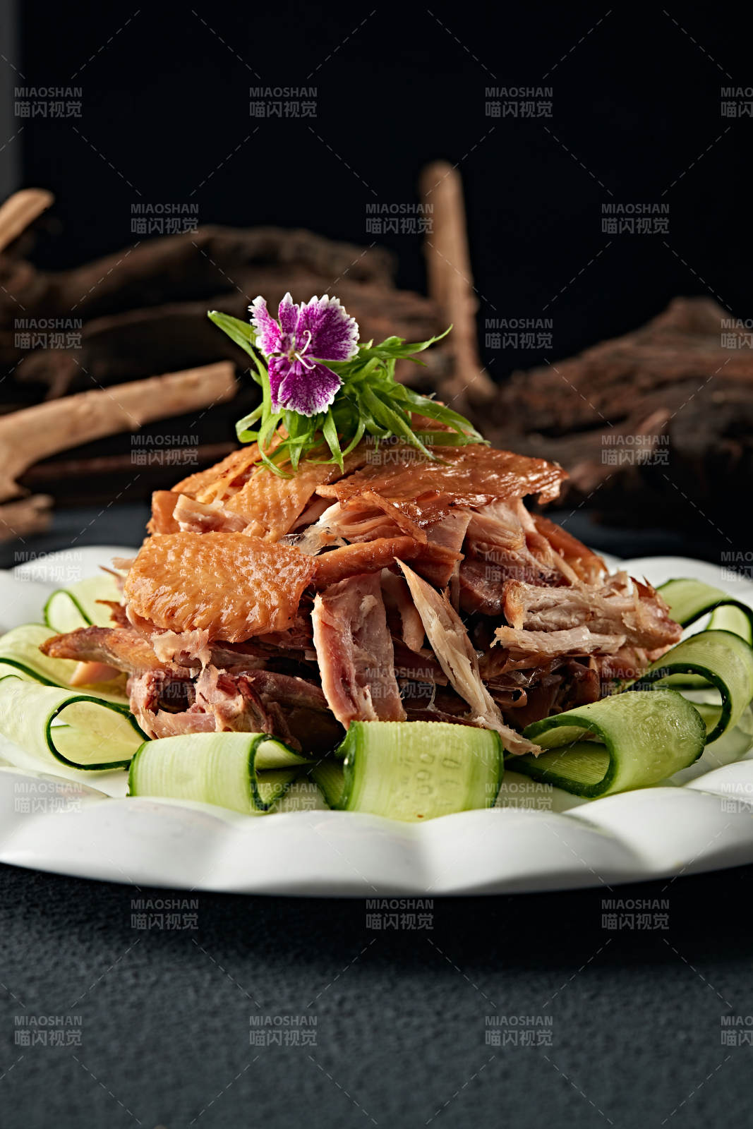 卤味传统手撕熏鸡