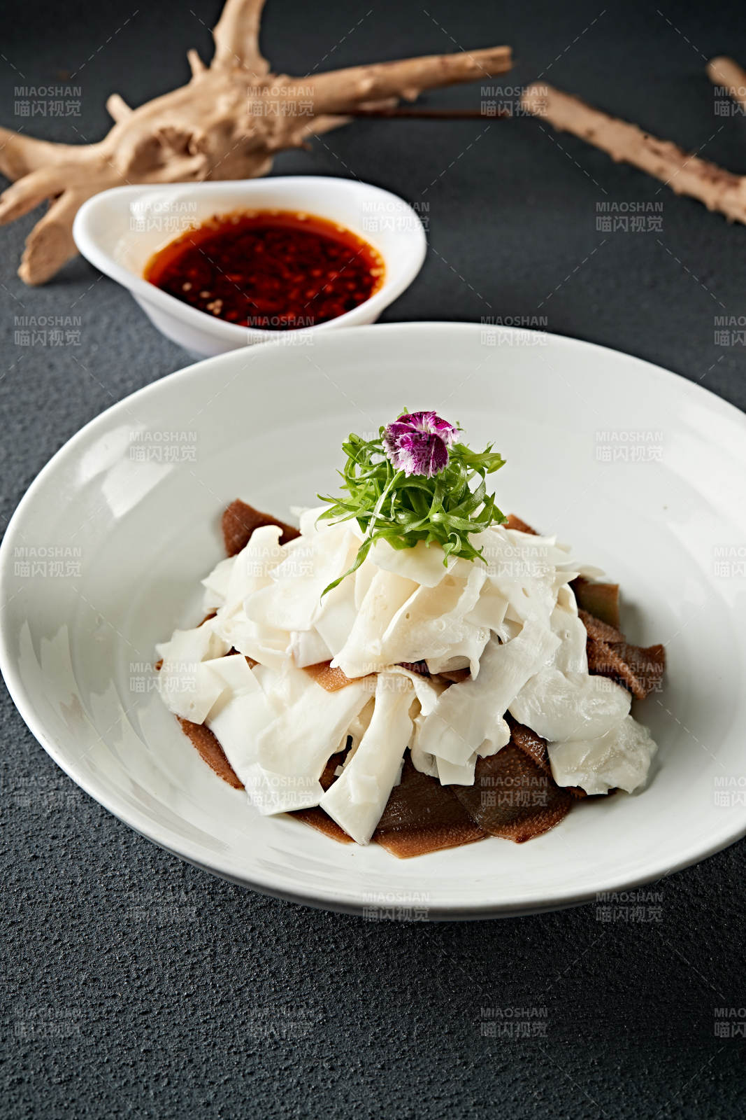 浇汁香辣毛肚黄喉片