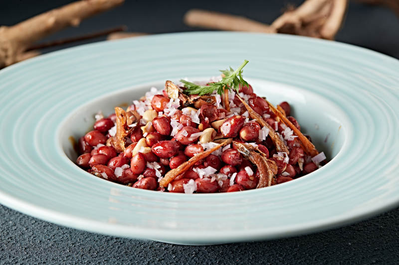 下酒小菜油炸花生拌小鱼干