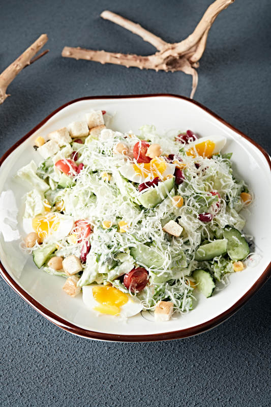 马苏里拉奶酪拌沙拉