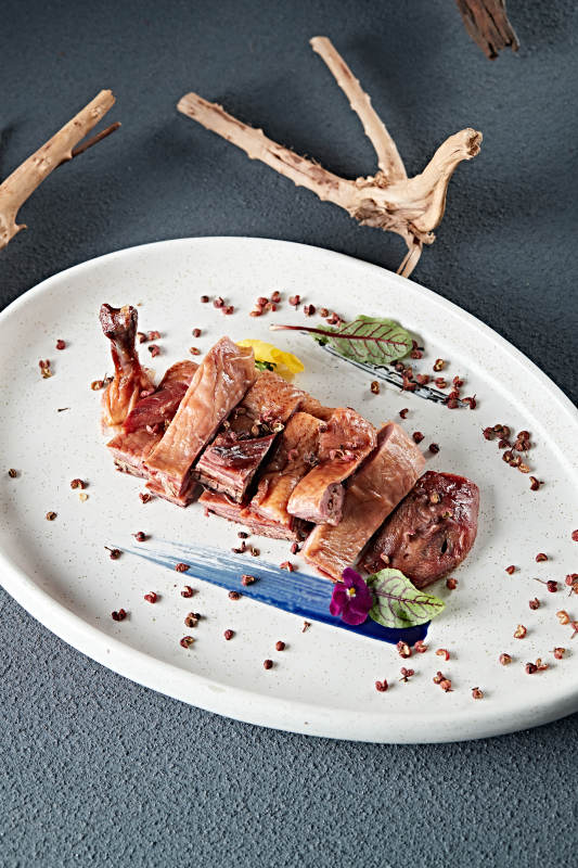 分切半只花椒鹵水鴨