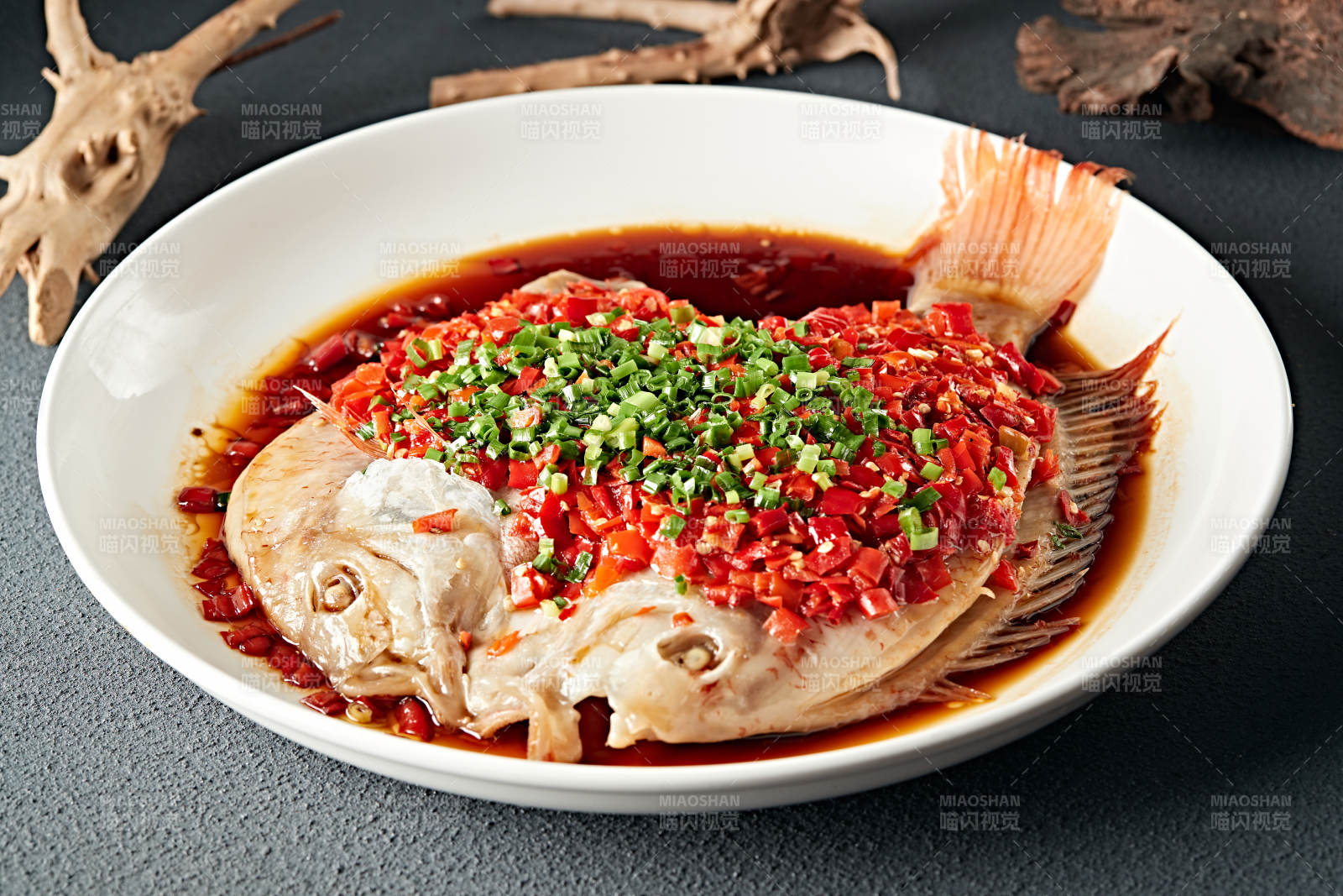 剁椒豉油蒸鯛魚