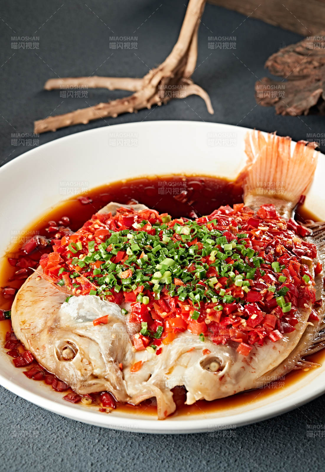 剁椒豉油蒸鯛魚