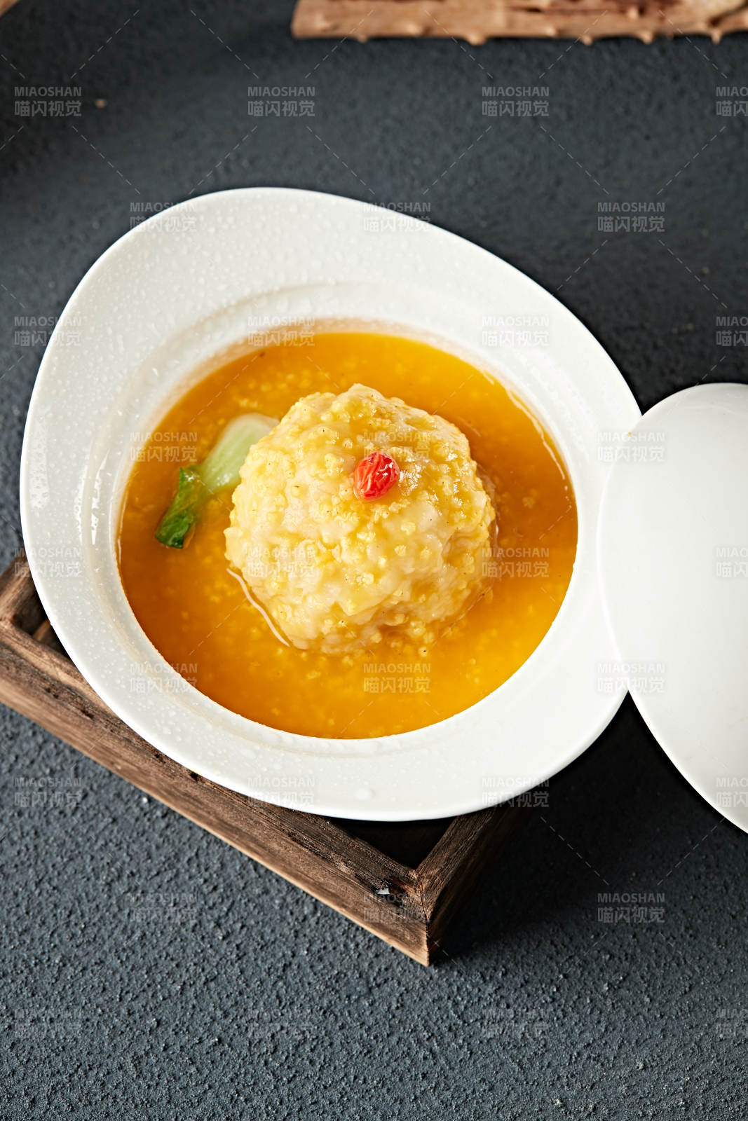 南瓜金米粥燉獅子頭