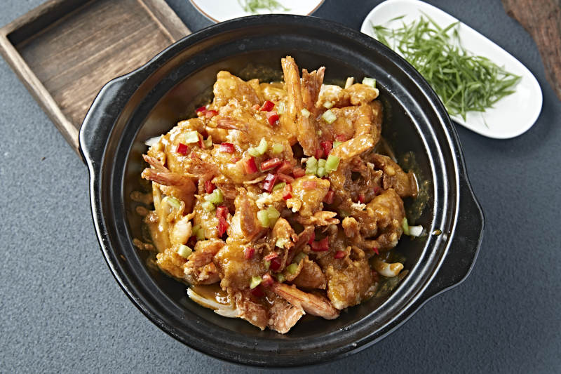 砂锅泰式咖喱虾