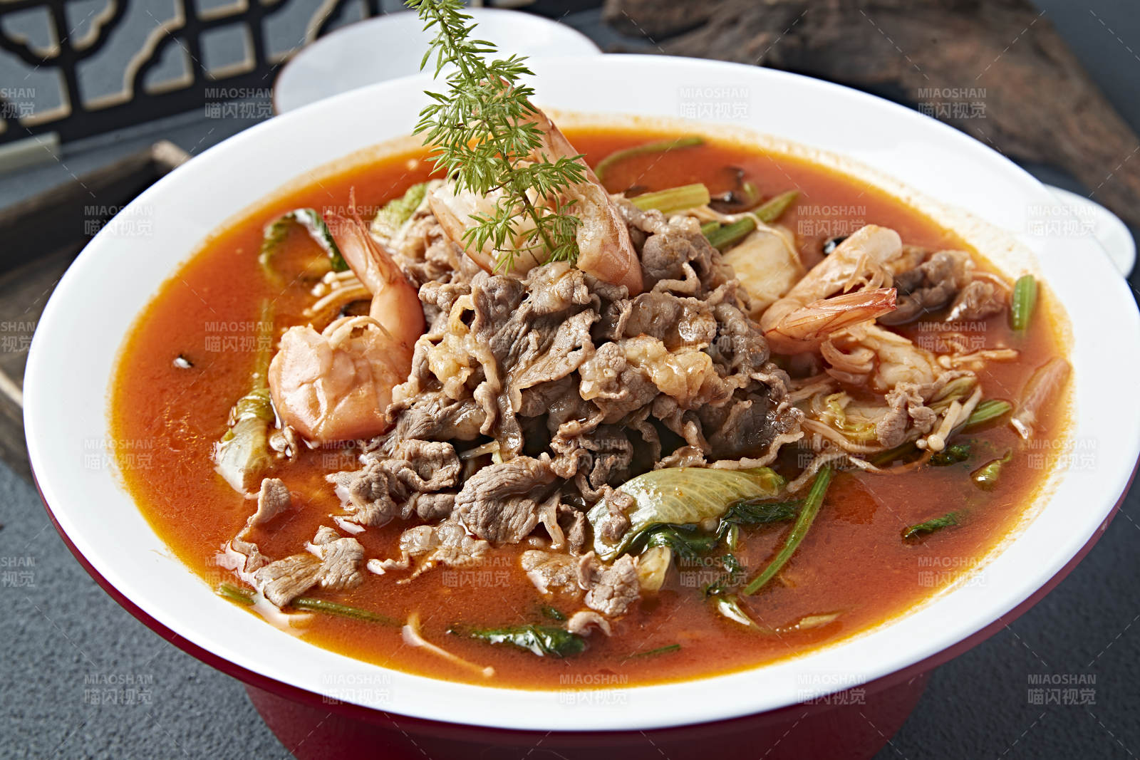 酸汤羊肉烩大虾