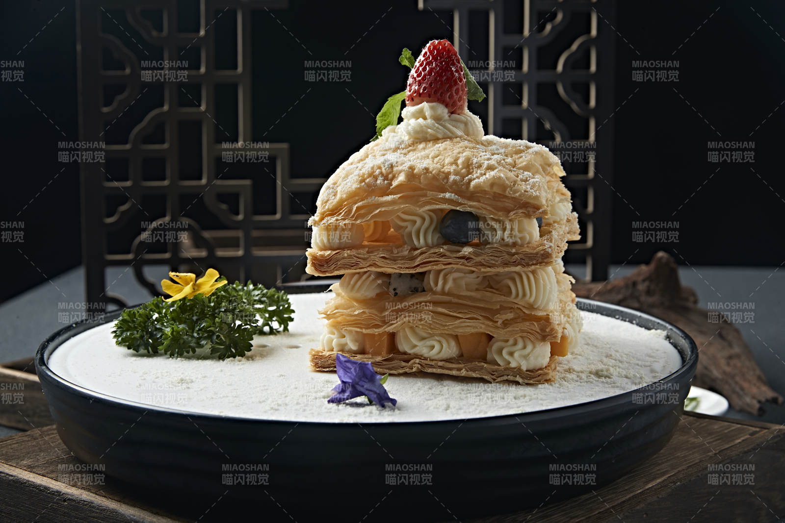 自制糖霜千层奶油酥皮拿破仑蛋糕