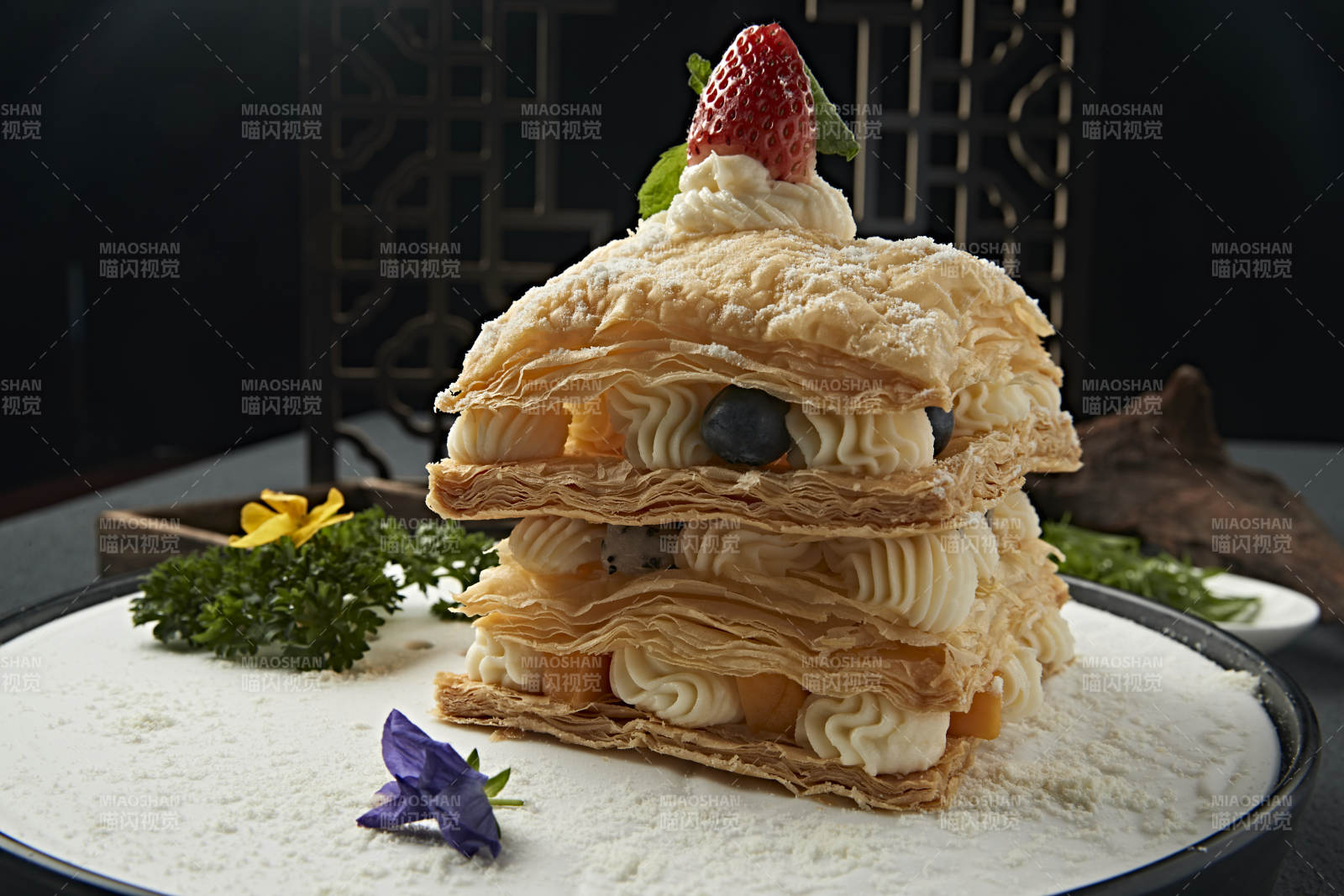 自制糖霜千層奶油酥皮拿破侖蛋糕