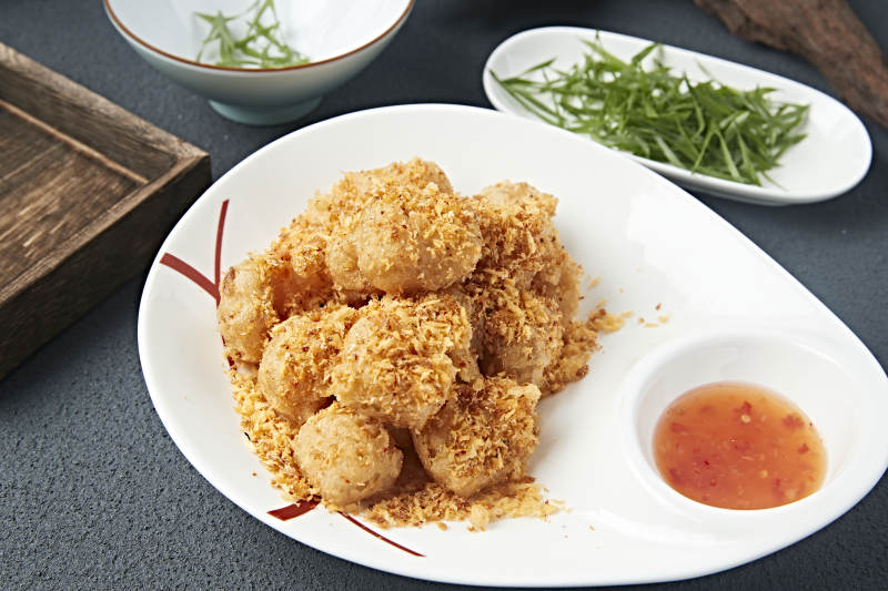 避風塘面包糠炸鮮墨魚丸