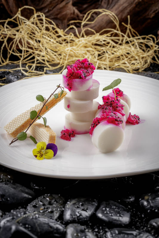 奶香火龙果豆腐