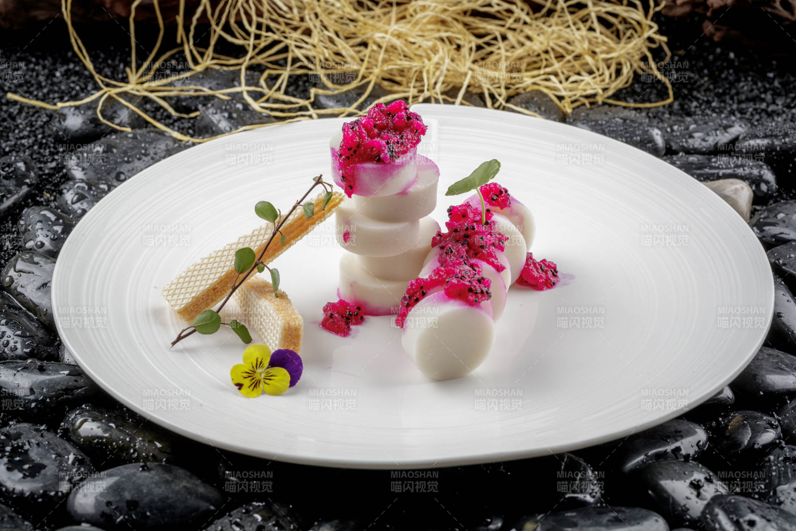 奶香火龙果豆腐